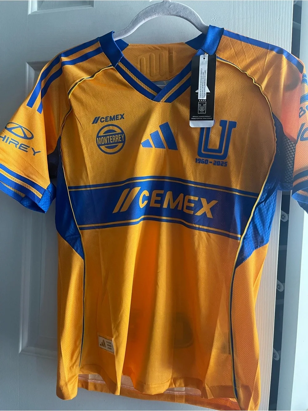 Tigres Adidas official product authentic Men’s Soccer Jersey small size